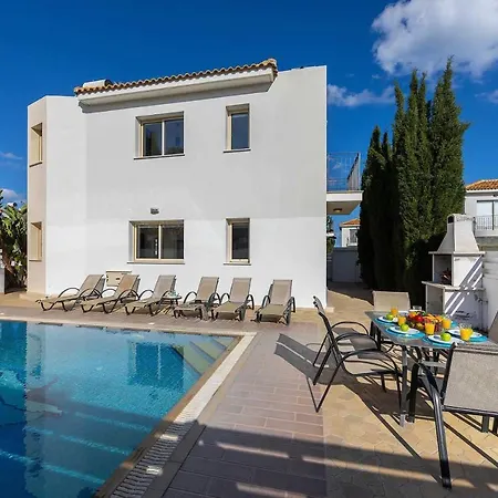 Amber Palm Villa *