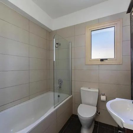 Amber Palm Villa Protaras